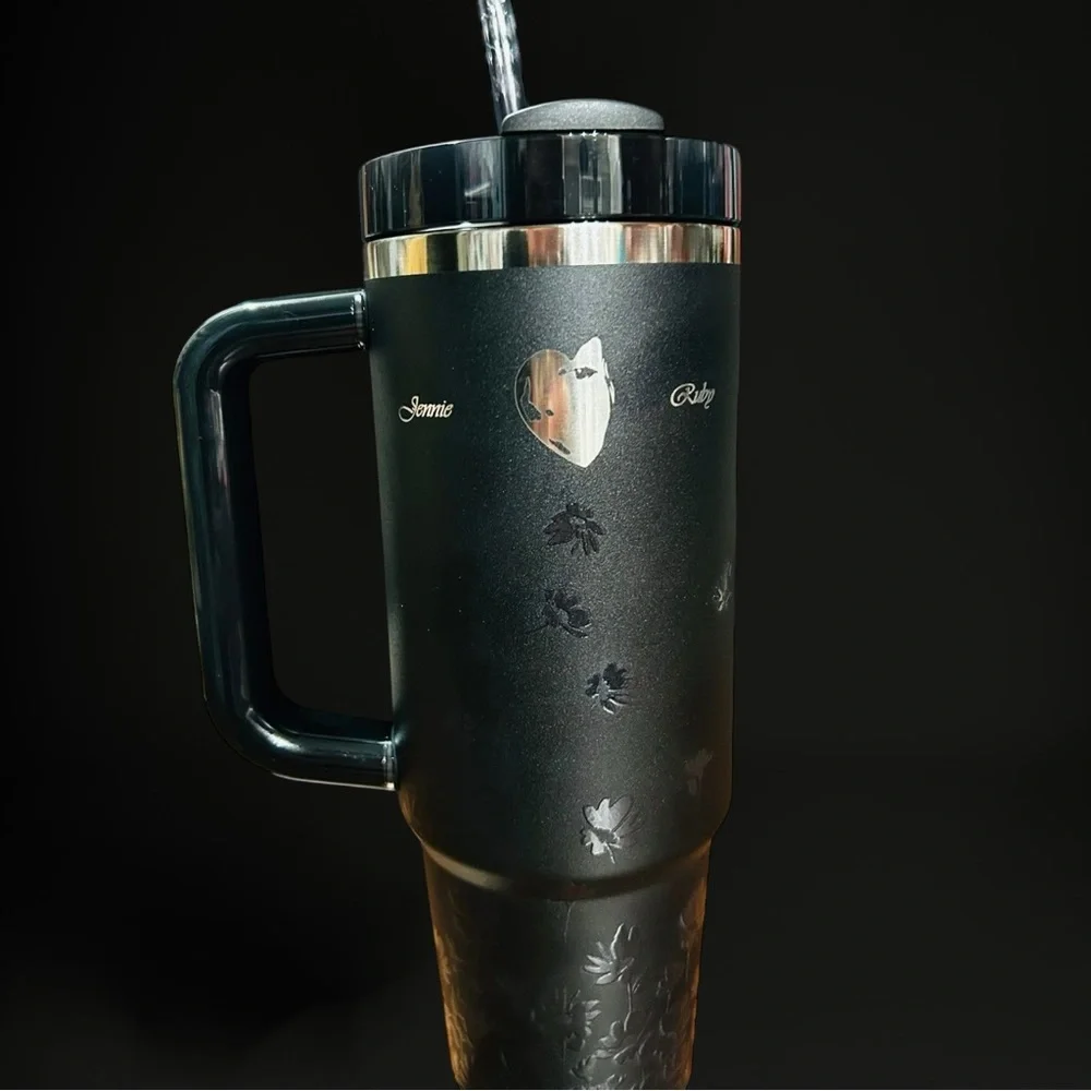 Black Quencher Tumbler Floral Engraved Handle Cup 40oz Style Gift New - Picture 3 of 7